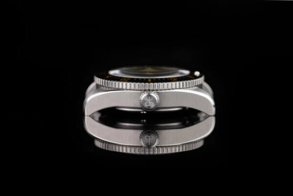 Meteor Grey Watch with Stainless Steel Bracelet - Image 6