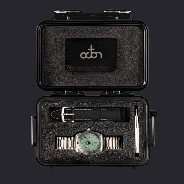 Lunar Blue Watch with Stainless Steel Bracelet - Image 7