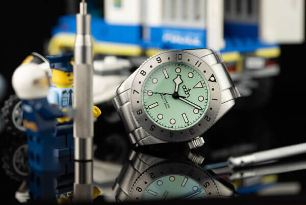Lunar Blue Watch with Stainless Steel Bracelet - Image 8