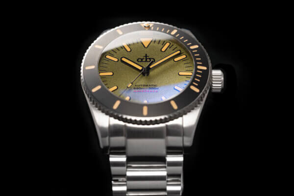 Havsörnen – Moss Green Watch with Stainless Steel Bracelet - Image 2