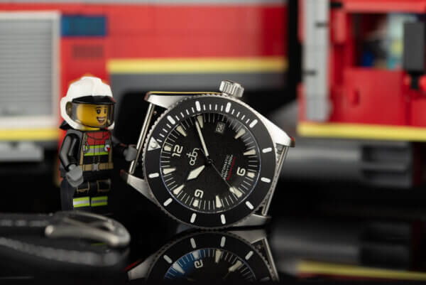 Bläckfisken - Black - Swiss Made Watch with Stainless Steel Bracelet - Image 8